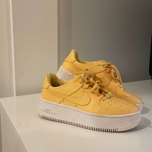 Barely Worn Yellow Nike Air Force 1